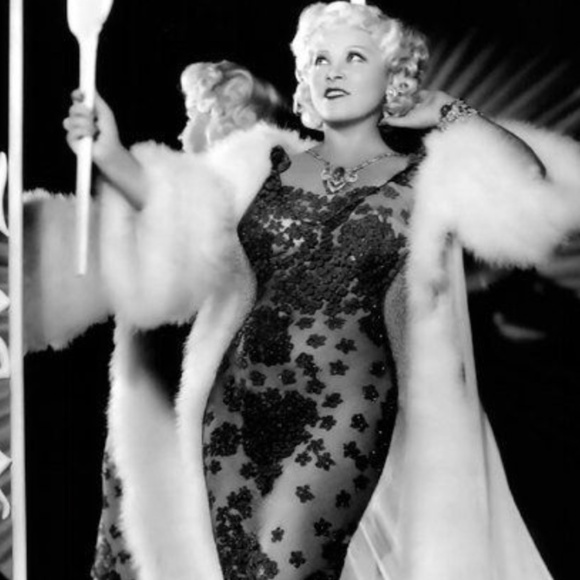 Unlisted POSH LIVE Items That Are Just So Doggone CUTE! - Picture 2 of 15